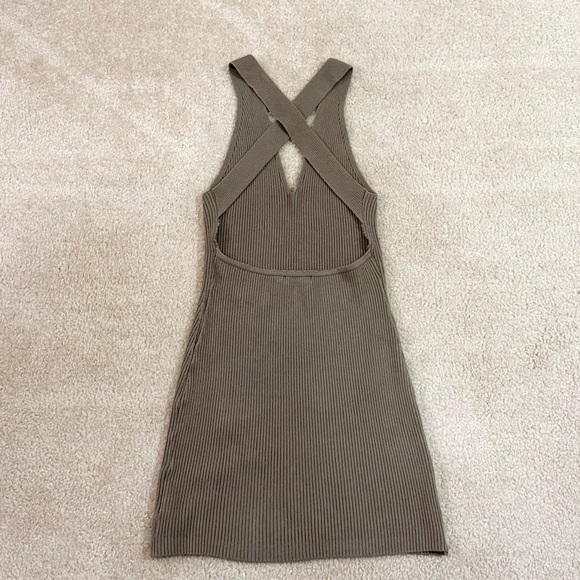 Mocha Ribbed Backless Mini Dress - Picture 6 of 8